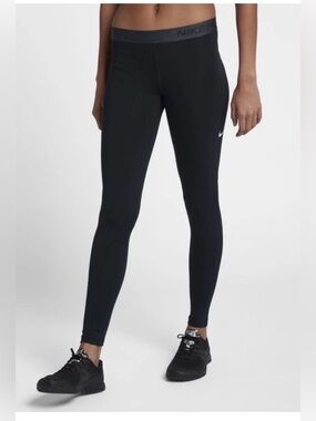 Nike Women's Pro Warm Mid-Rise Black Training Tights 932078-010 Size Small